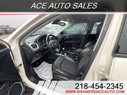 Used 2018 Jeep Compass Latitude w/ Popular Equipment Group AWD/4WD image 14