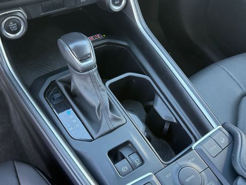 Used 2025 Toyota Grand Highlander AWD image 23