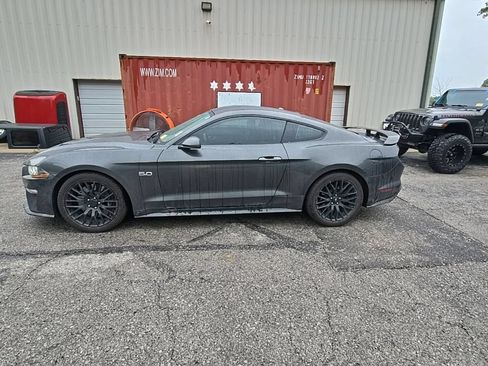 Used 2019 Ford Mustang GT Premium w/ GT Performance Package RWD image 3