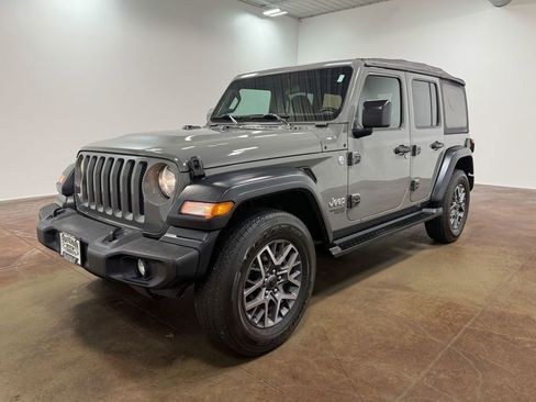 Used 2019 Jeep Wrangler Unlimited Sport S AWD/4WD image 39
