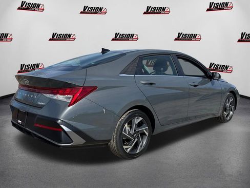 New 2026 Hyundai Elantra Limited image 5