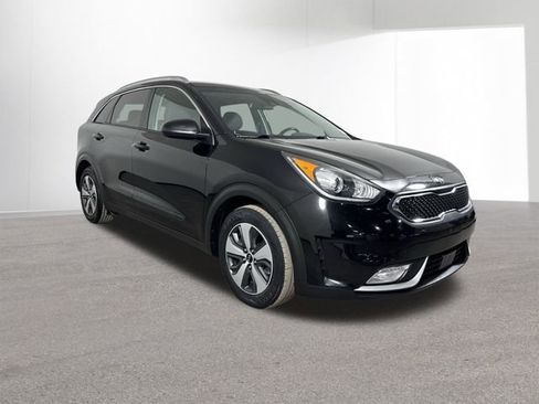 Used 2017 Kia Niro LX image 3