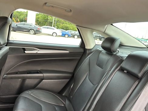 Used 2016 Ford Fusion Titanium FWD image 37