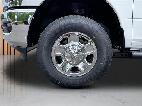 New 2026 RAM 2500 Tradesman AWD/4WD image 32
