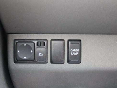 Used 2016 Nissan Frontier SV w/ SV Value Truck Package RWD image 22
