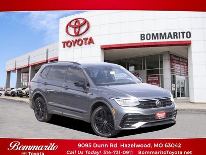 Used 2022 Volkswagen Tiguan SE R-Line