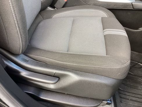 Used 2024 Chevrolet Blazer LT w/ Convenience Package FWD image 19