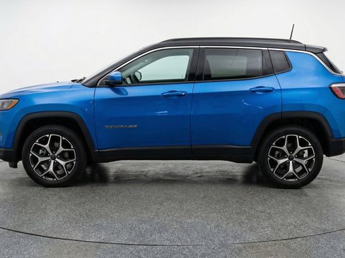Used 2025 Jeep Compass Limited AWD/4WD image 5