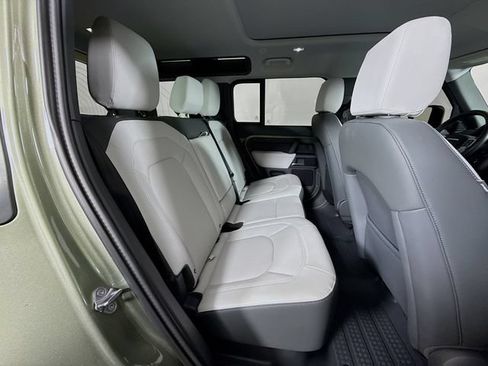Certified 2025 Land Rover Defender 110 S AWD/4WD image 29