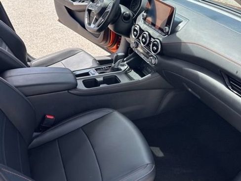 Used 2025 Nissan Sentra SR w/ SR Premium Package FWD image 14