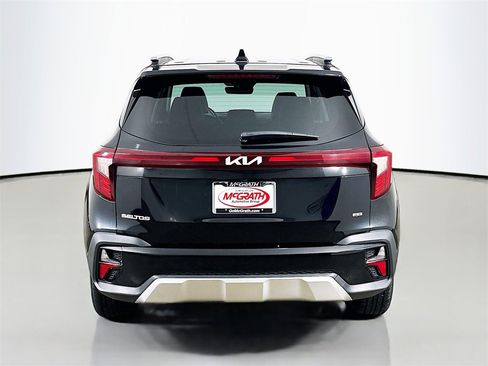 Certified 2024 Kia Seltos EX image 18