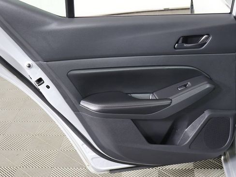 Used 2024 Nissan Altima 2.5 SV image 17