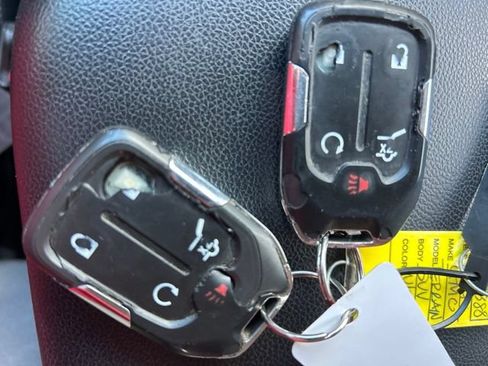Used 2021 GMC Terrain SLE w/ Driver Convenience Package FWD image 22