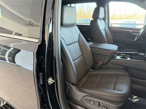 New 2026 Chevrolet Tahoe High Country image 21