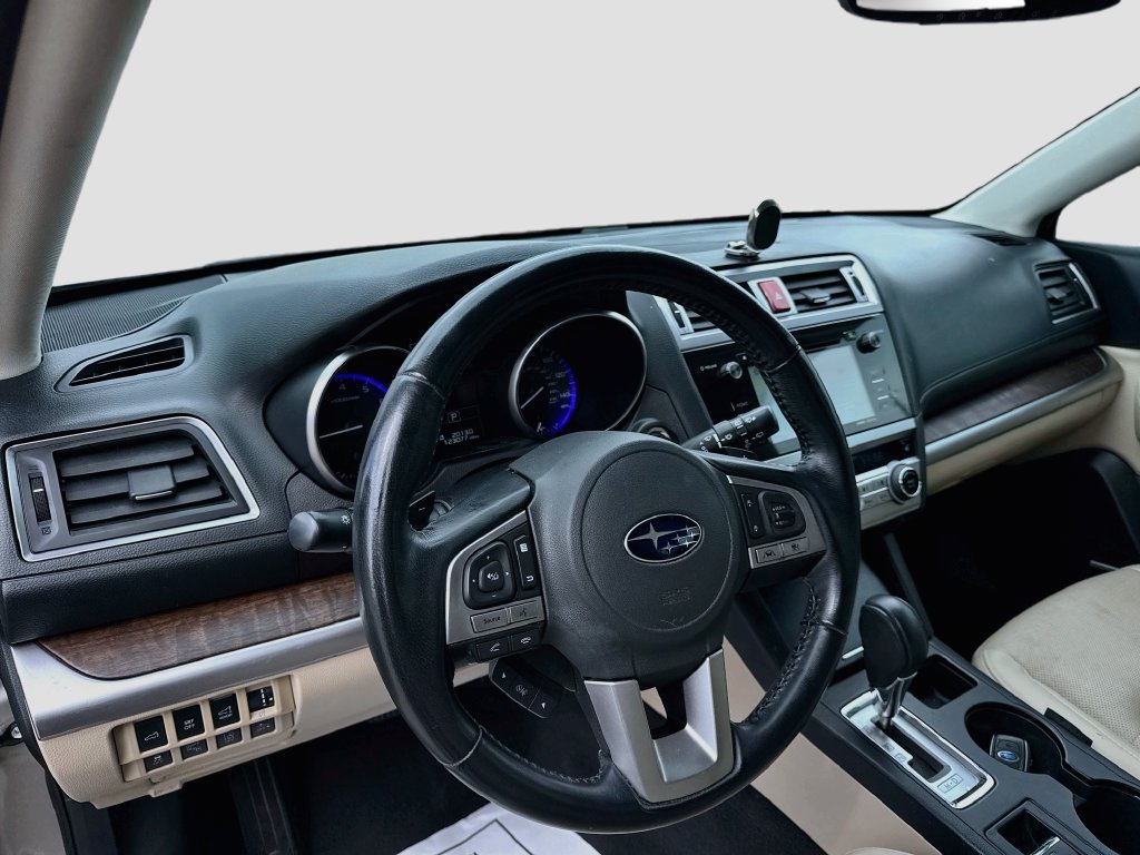 Used 2016 Subaru Outback 2.5i Limited AWD/4WD image 9