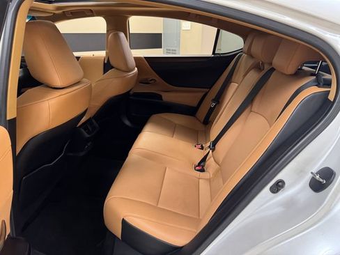 Used 2023 Lexus ES 350 w/ Premium Package FWD image 21