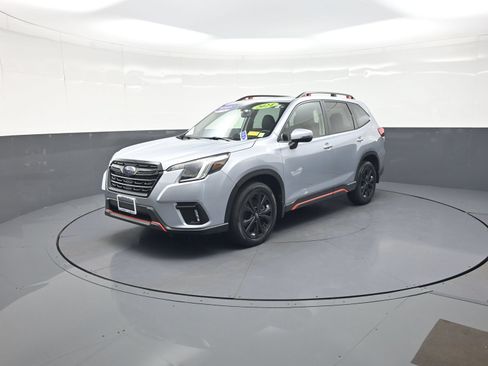 Used 2024 Subaru Forester Sport AWD/4WD image 7