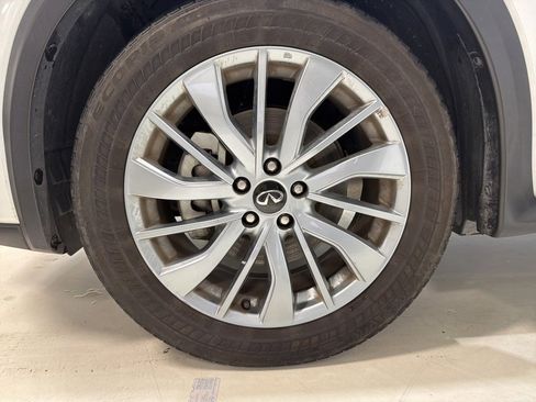Used 2024 INFINITI QX50 Luxe image 10