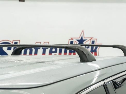 Used 2018 Toyota Highlander XLE image 10