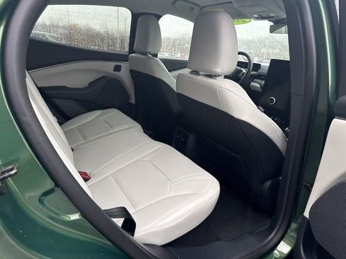 Used 2025 Ford Mustang Mach-E Premium image 37