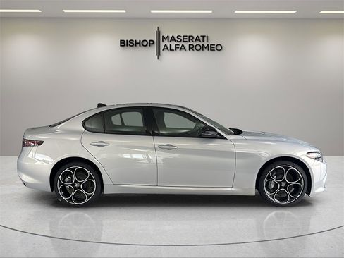 New 2025 Alfa Romeo Giulia Base w/ Driving Assist Package image 2