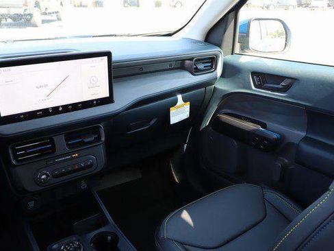 New 2025 Ford Maverick Lobo image 29