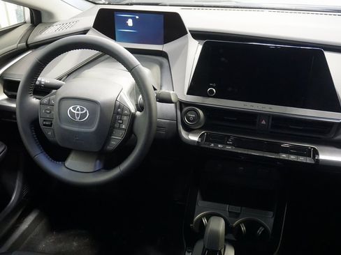 New 2026 Toyota Prius LE image 27