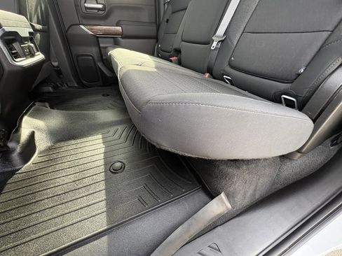 Used 2020 GMC Sierra 1500 Elevation w/ Elevation Value Package image 22