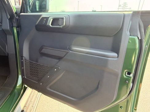 Used 2025 Ford Bronco Outer Banks AWD/4WD image 16
