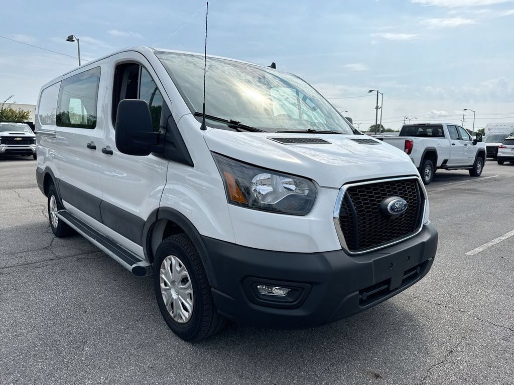 Used 2025 Ford Transit 250 Low Roof w/ Exterior Upgrade Package RWD image 7