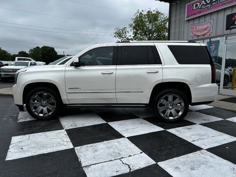 Used 2015 GMC Yukon Denali w/ Premium Package AWD/4WD image 2