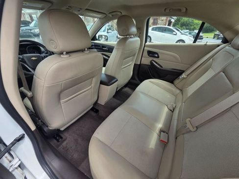 Used 2015 Chevrolet Malibu LT FWD image 14