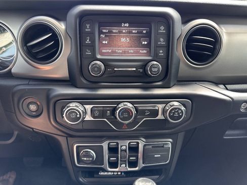 Used 2020 Jeep Wrangler Unlimited Sport S AWD/4WD image 16