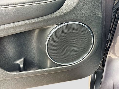 Used 2016 Honda HR-V EX-L image 19