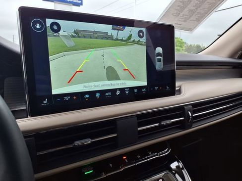 Used 2026 Lincoln Corsair Premiere FWD image 28