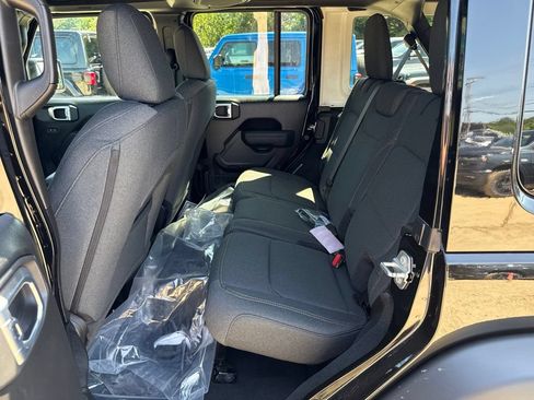 New 2026 Jeep Wrangler Unlimited Sport AWD/4WD image 19