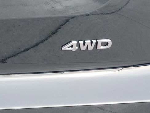 New 2026 Nissan Pathfinder SV image 10