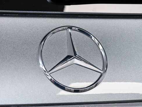 Used 2025 Mercedes-Benz GLS 450 4MATIC image 98