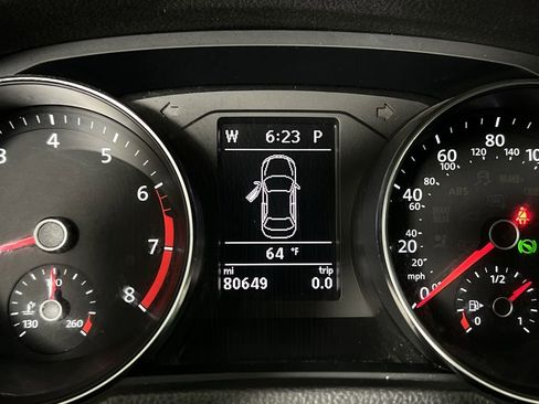 Used 2017 Volkswagen Passat 1.8T SE image 10