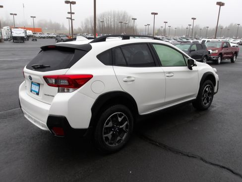 Used 2020 Subaru Crosstrek 2.0i Premium image 5