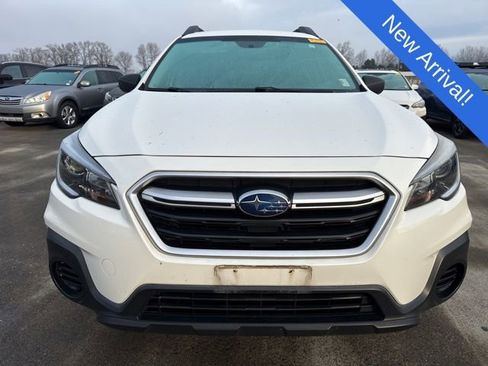 Used 2019 Subaru Outback 2.5i image 2