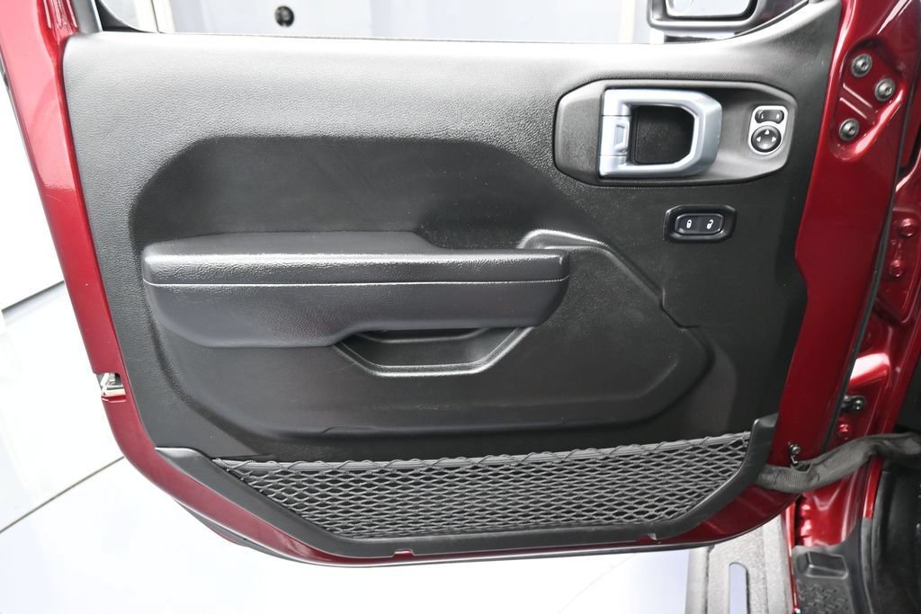 Used 2022 Jeep Wrangler Sport AWD/4WD image 12
