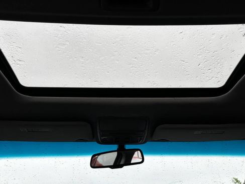 Used 2011 Honda Accord EX-L image 18