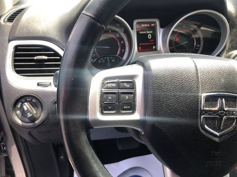 Used 2019 Dodge Journey SE w/ Connectivity Group FWD image 28