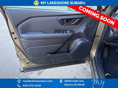 Used 2025 Subaru Forester Premium AWD/4WD image 10