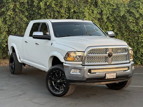 Used 2015 RAM 2500 Laramie w/ Convenience Group AWD/4WD image 1