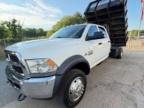 Used 2017 RAM 5500 Tradesman w/ Ambulance Prep Group RWD image 16