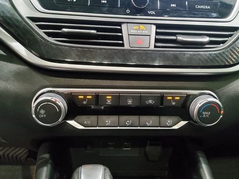 Used 2023 Nissan Altima 2.5 SR w/ SR Premium Package image 35