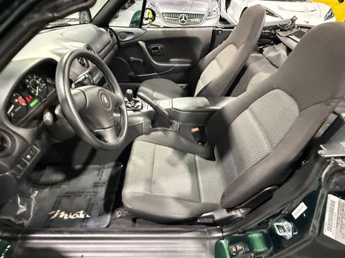 Used 1999 MAZDA MX-5 Miata image 44