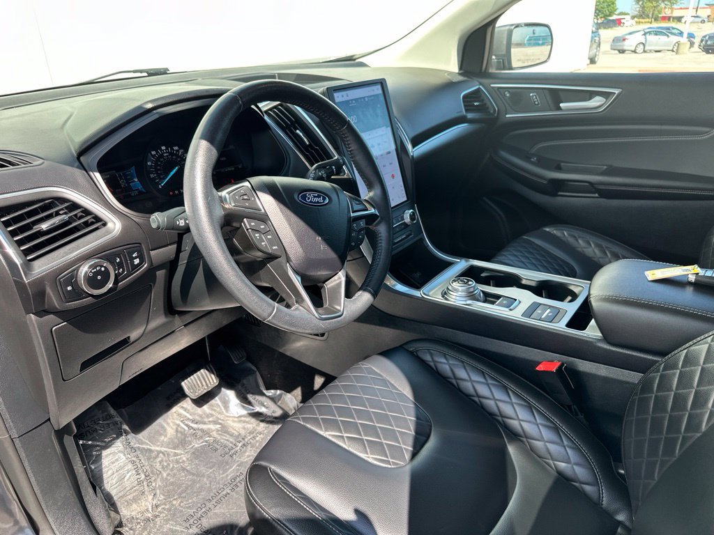 Certified 2024 Ford Edge Titanium AWD/4WD image 15
